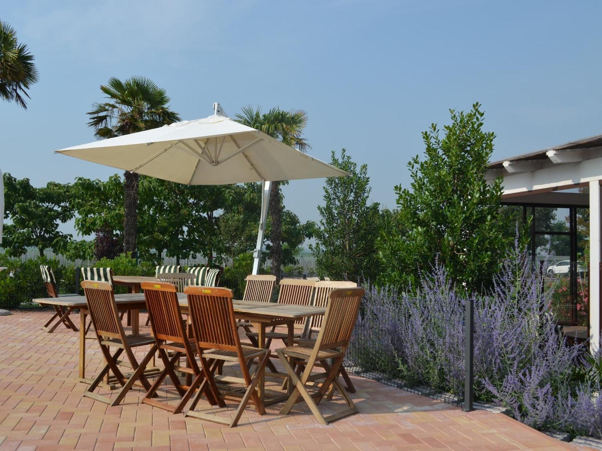 Characteristic Apartment In Codigoro With Pool Exterior photo