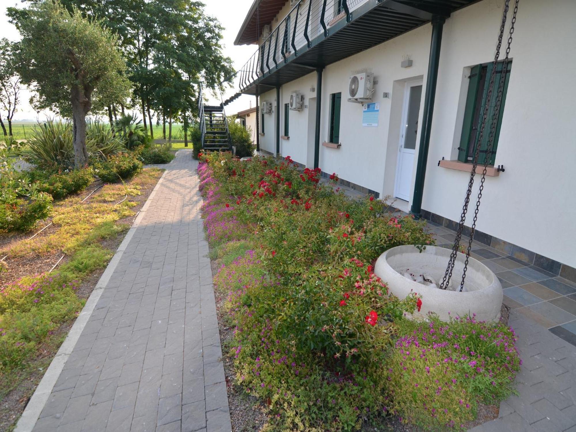 Characteristic Apartment In Codigoro With Pool Exterior photo